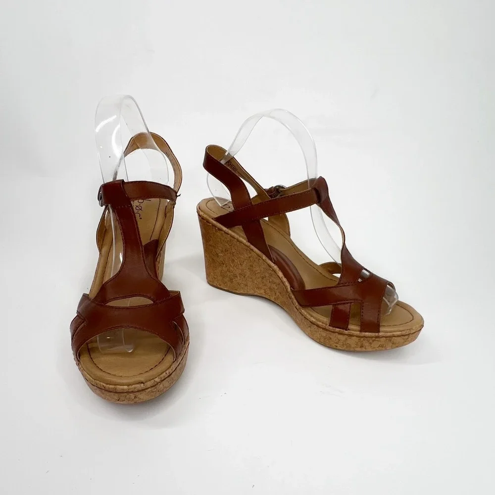 b.o.c. Born Concept Brown Leather T-Strap Cork Wedge Sandals Comfort Strappy 10